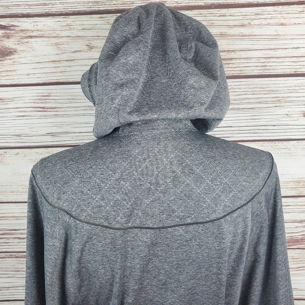 M by Novara Womens S/M Gray Cycling Hooded Cape Rain Jacket Poncho